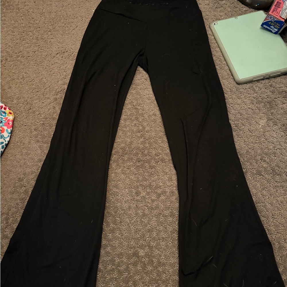 Elegant Black cross-flare Leggings